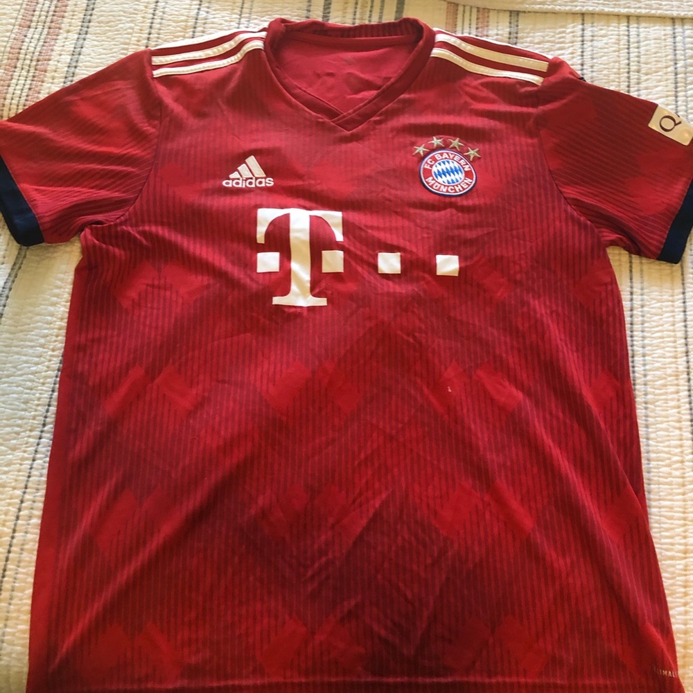 FC BAYERN MUNCHEN KIT